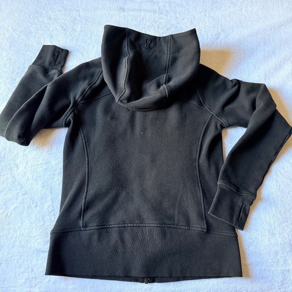 Lululemon Full Zip Scuba Hoodie 8 - Picture 8 of 9